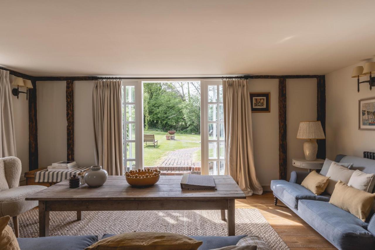 Cosy Cottage With Beautiful Garden, Hottub & Sauna Marden  Exterior foto